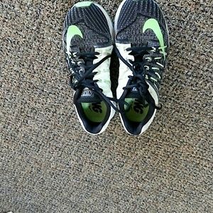 Running shoes